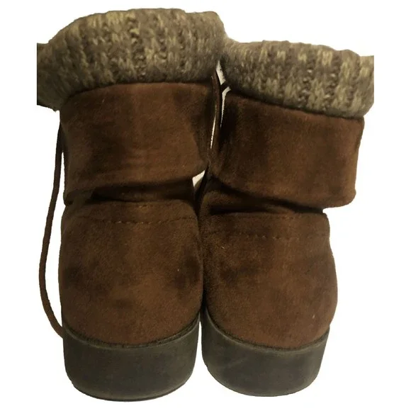 Arizona Jeans Co. Women's Yetta Ankle Boots Size 8M Brown Suede Sweater Lined - Picture 4 of 12